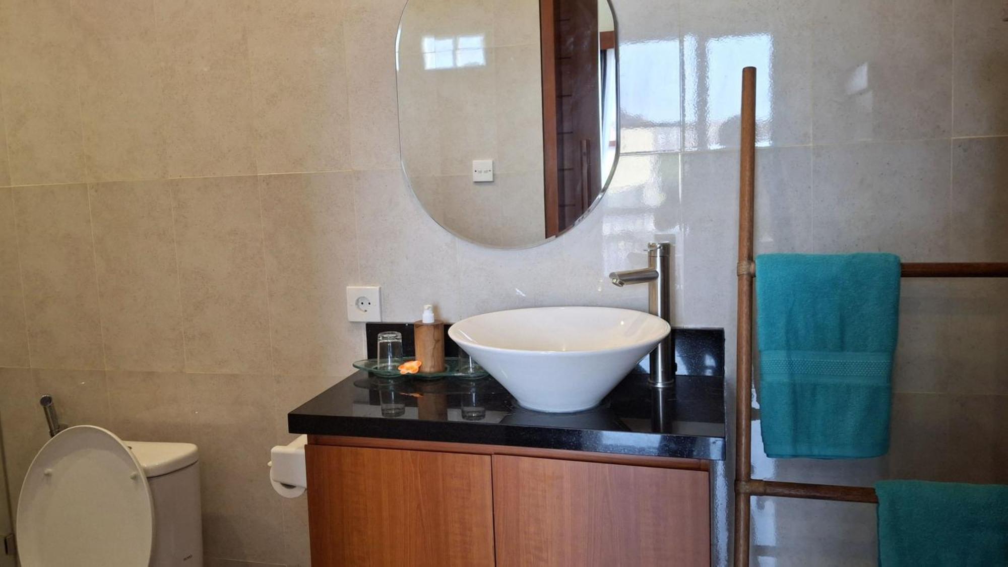 Kutus Bali Guesthouse ซานูร์ ภายนอก รูปภาพ
